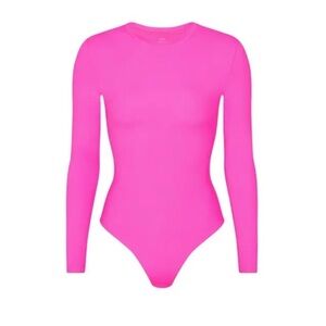 BNWT Skims Fits Everybody Long Sleeve Crew Neck Bodysuit Neon Pink S